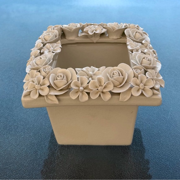 Other - 3D Mixed Floral Antique White Ceramic Square Planter/Vase